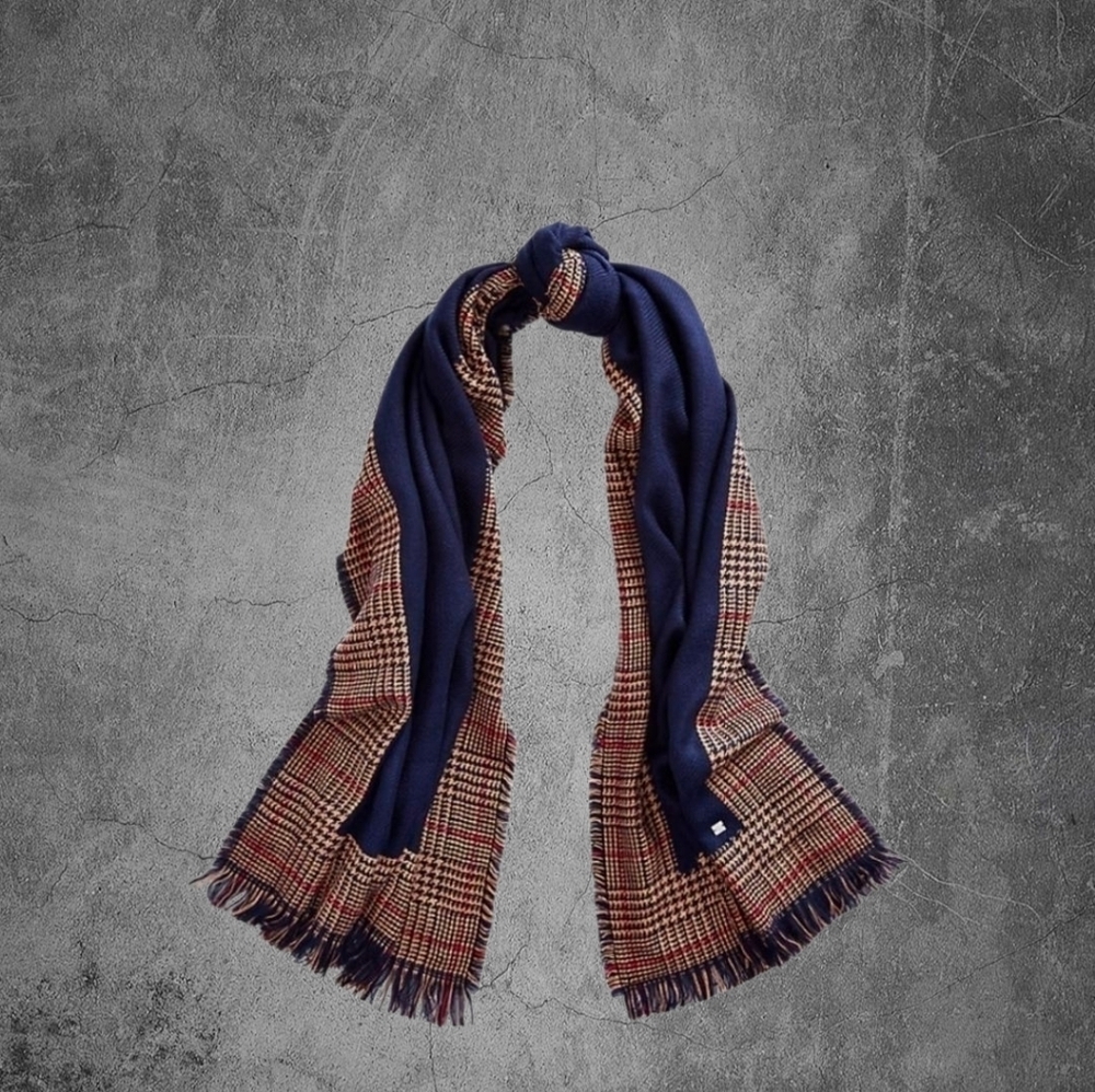 Ralph Lauren Blue and Red Houndstooth Women's Scarf